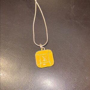 Elegant Yellow Pendant Necklace